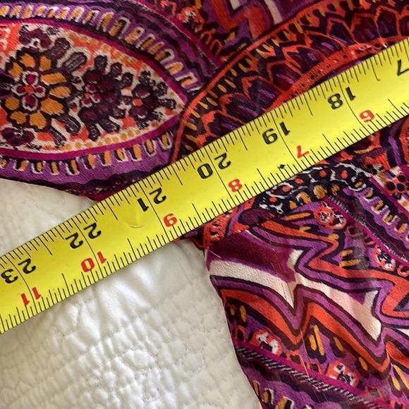 Beautiful CAbi Sheer Chiffon Paisley Tie Kimono Top Blouse .  Sz. L. NWOT - Picture 6 of 7